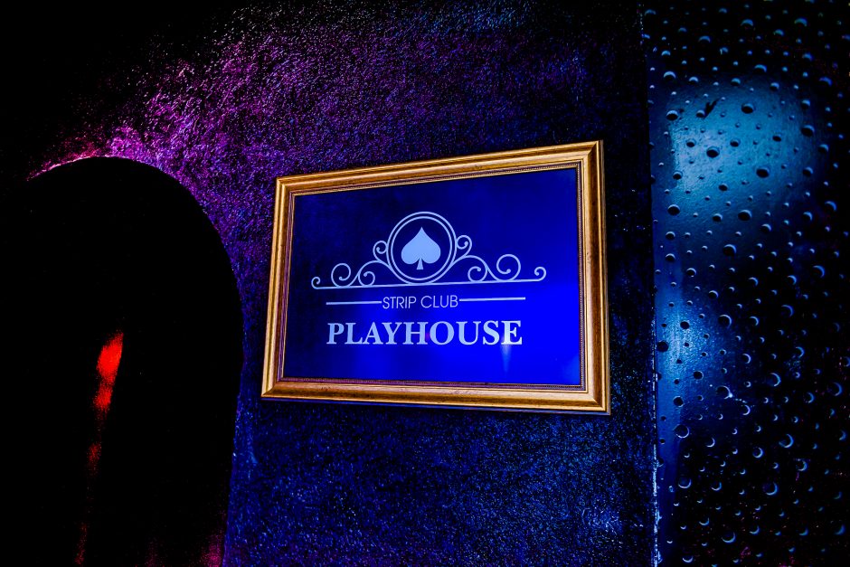 Kaune duris atvėrė naujas striptizo klubas „Playhouse“