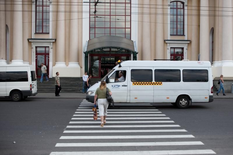 Savivaldybė: maršrutiniai taksi Vilniuje liks