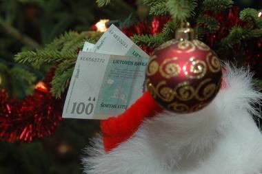 Emigrantai siunčia mažiau pinigų į Lietuvą