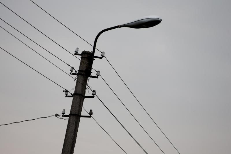 Klaipėdos rajone kranas nutraukė elektros laidus