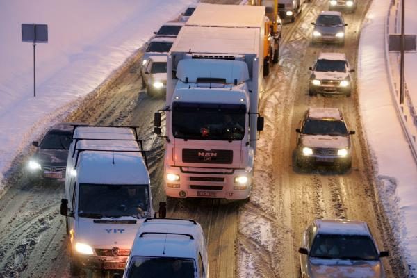 Sniegas buvo sukaustęs Vilnių (papildyta)