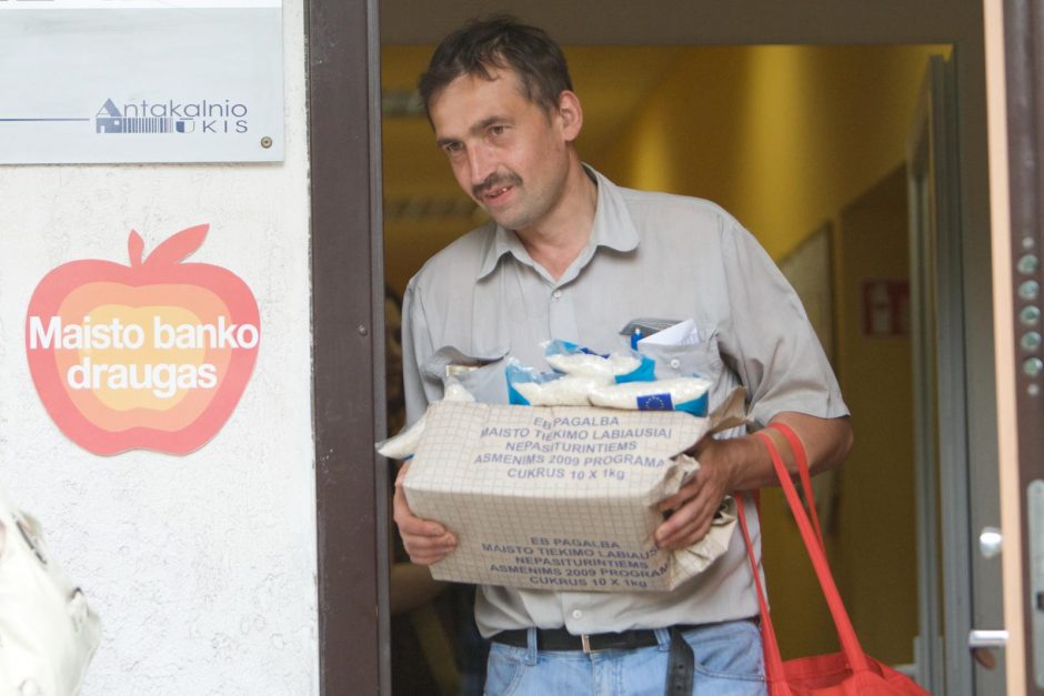 Socialiai remtiniems vilniečiams - „Maisto banko“ parama 