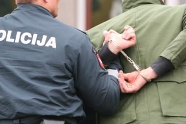 Nepilnamečiai plėšikų „karjerą“ baigė policijoje