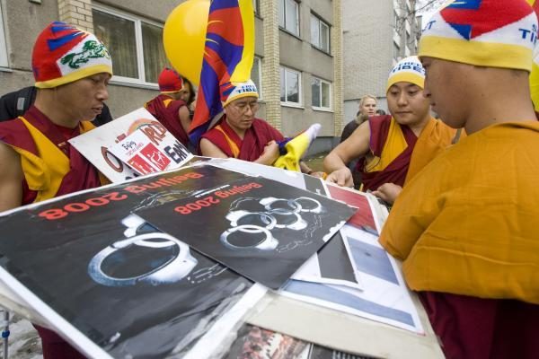 Tibeto rėmėjai protestavo sostinėje