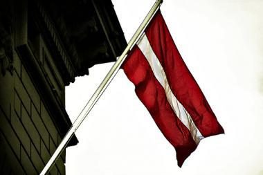 Latviai pasirinko politinį stabilumą