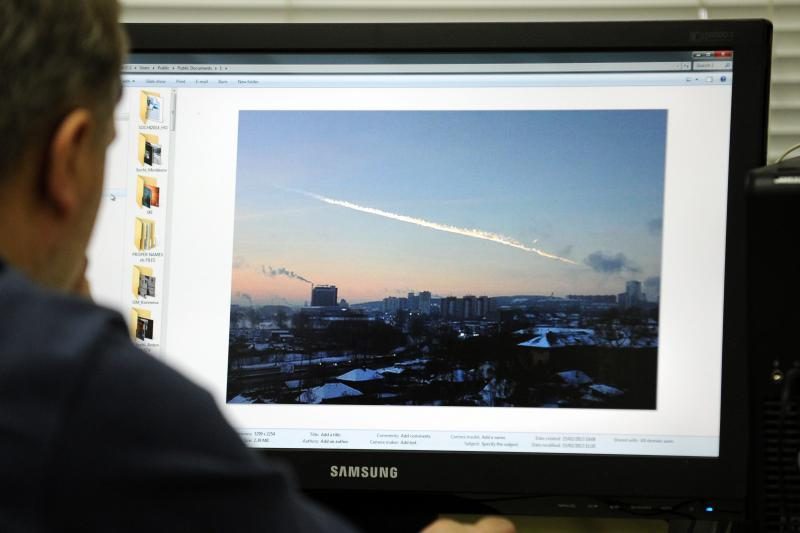 Rusija nutraukė per tūkstantį žmonių sužeidusio meteorito paieškas