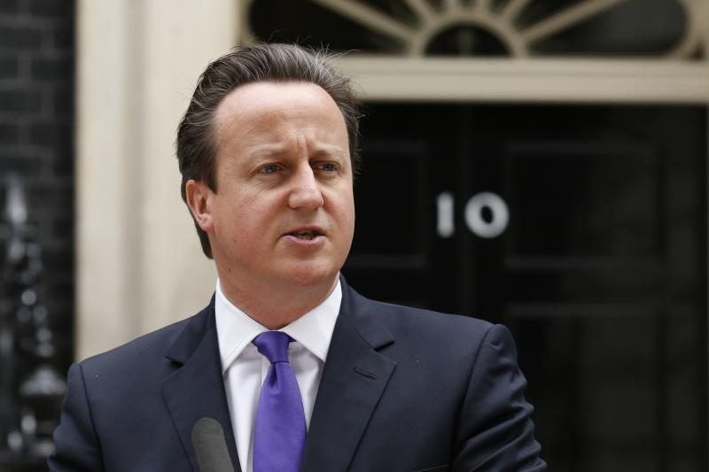 D. Cameronas pasmerkė Izraelio „ekstremistų“ atakas prieš pagalbos vilkstines