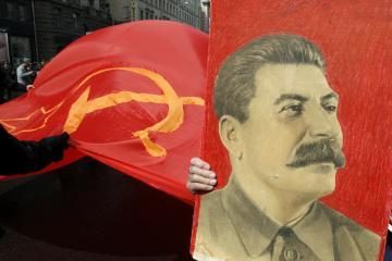 Iš V.Ivanovo konfiskuotas plakatas su Stalino atvaizdu ir skirta bauda