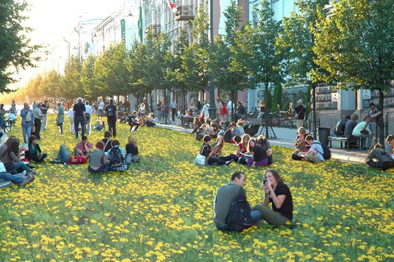 Savaitgalį sostinės gatvės taps improvizuotais parkais