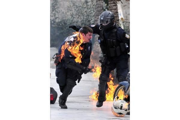 Atėnuose policija susirėmė su demonstrantais