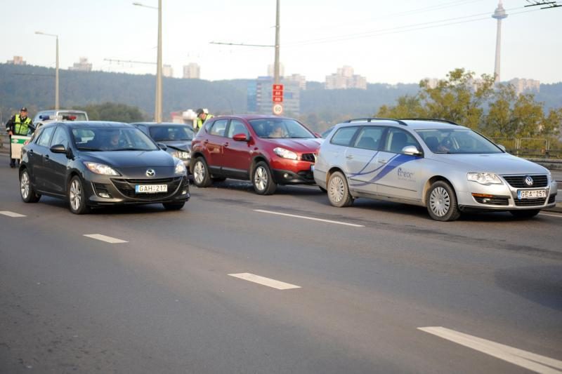 Vilniuje susidūrė penki    automobiliai 