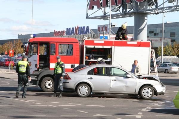 Klaipėdoje į avariją pateko Rusijos konsulato automobilis 