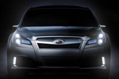 „Subaru“ konstruoja hibridą