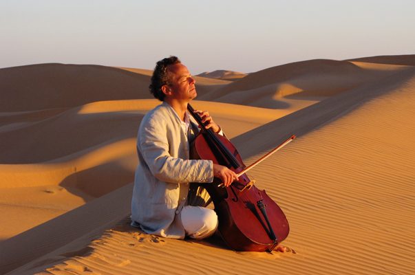 Pasaulio dykumose įkvėpimo ieškantis prancūzų violončelininkas koncertuos Vilniuje