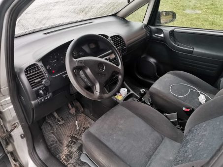 Skelbimas - Opel zafira 2000 metu 60kw 