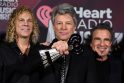 1962 — gimė grupės „Bon Jovi“ muzikantas David Bryan (Deividas Brajenas).
