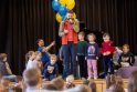 Bendrauja: at­li­kė­jas da­ly­vau­ja Uk­rai­nos vai­kams ren­gia­mo­se die­nos sto­vyk­lo­se Vil­niu­je ir Kau­ne.