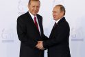Recepas Tayyipas Erdoganas (kairėjė) ir Vladimiras Putinas (dešinėjė)