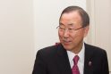  Ban Ki-moonas