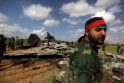 Galingosios šalys siūlo apginkluoti Libijos sukilėlius (papildyta)