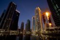 Sekmadienio naktį Dubajuje degė dangoraižis