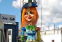 Vilniaus gatvėse – įspūdingo dydžio marionetės pasivaikščiojimas