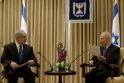Naujasis Izraelio premjeras siūlo bendradarbiauti