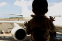 Oro uoste palikusi dvejų metų dukterį lenkų pora išskrido atostogauti