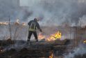 Per žolės gaisrą Vilniuje nukentėjo jaunas vyras
