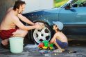 Automobilio plovimas neleistinoje vietoje gali stipriai atsirūgti