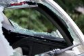 Nuniokoti du BMW automobiliai – vienas padegtas, kitas apvogtas 