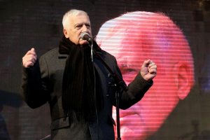 Buvęs Čekijos prezidentas teigia protestavęs prieš karantiną