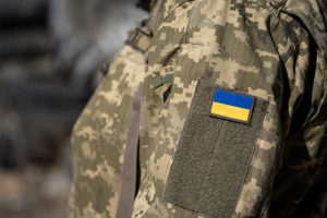 Žuvo Ukrainos karinis patarėjas: sprogo tarp jo gimtadienio dovanų buvusi granata