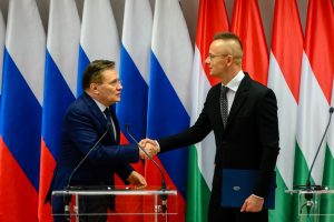 Vengrija ir Rusija susitarė dėl naujų branduolinių reaktorių plano