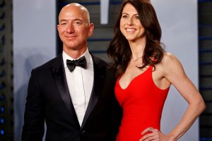 Buvusi J. Bezoso žmona M. Scott šiemet paaukojo daugiau kaip 2 mlrd. dolerių