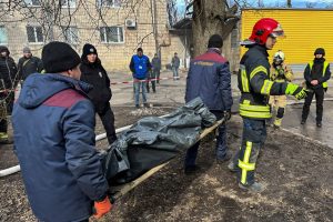 Ukraina: per kelias Rusijos atakas žuvo devyni žmonės (atnaujintas)