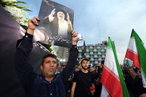 Analitikai: E. Raisi žūtis veikiausiai nepakeis Irano užsienio politikos