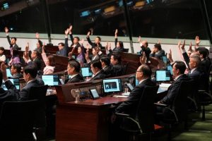 Honkongo įstatymų leidėjai priėmė naują nacionalinio saugumo įstatymą