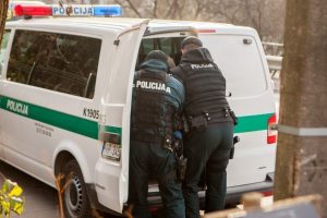 Įžūlus gyventojų elgesys: Alytuje ir Vilniuje nukentėjo į iškvietimus vykę policininkai