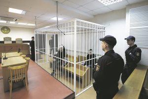 Baltarusija toliau ritasi į represijų bedugnę