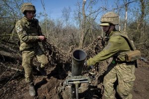 Ukraina: okupantai siekia išsekinti gynybines pajėgas ir sutrukdyti puolimui