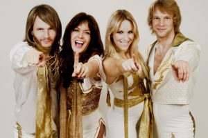 Gruodį Lietuvos arenose skambės geriausios „ABBA“ dainos