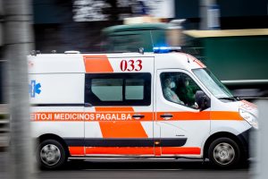 Į Šiaulių ligoninę atvežtas vyras su durtinėmis žaizdomis