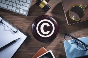 Atnaujinus įstatymą – stipresnė autorių ir gretutinių teisių apsauga