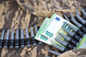 A. Anušauskas palaiko V. Mitalo siūlymą dėl savanoriško gynybos finansavimo