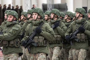 Lietuvos kariuomenė pradeda minėti 104-ąsias atkūrimo metines