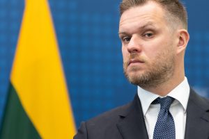 Vengrai atidėjo Švedijos narystės NATO ratifikavimą: Lietuva ragina suvokti to pasekmes