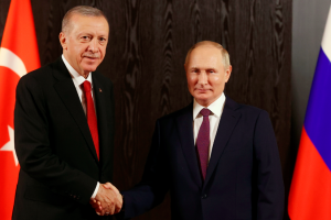 R. T. Erdoganas stojo ginti Rusijos prezidentą: jei puolate Putiną, man tas netiks