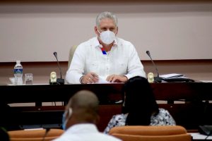 M. Diazas-Canelis pakeitė R. Castro Kubos komunistų partijos vadovo pareigose