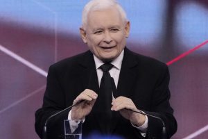 A. Dudos patarėjas: J. Kaczynskis po nesėkmingų rinkimų turėtų trauktis